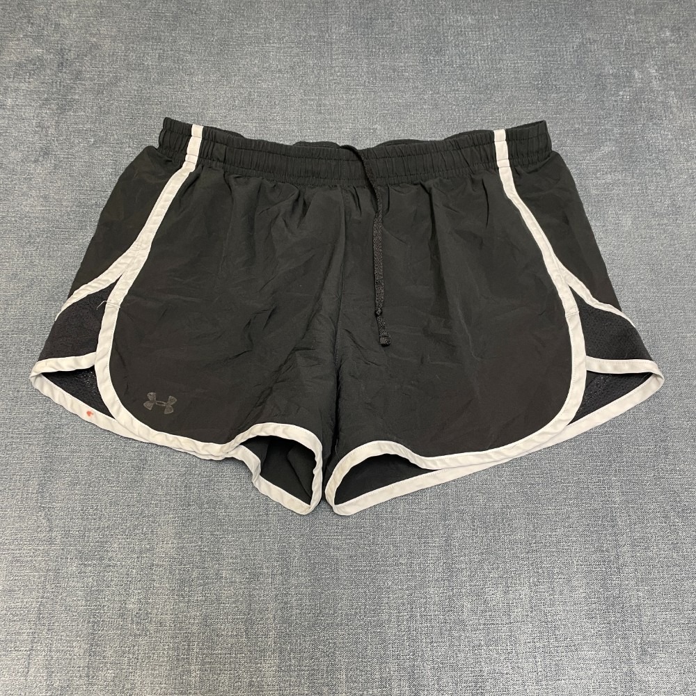 Under Armour HeatGear Running Shorts Womens Black 26 Mesh Lined Semi Fitted